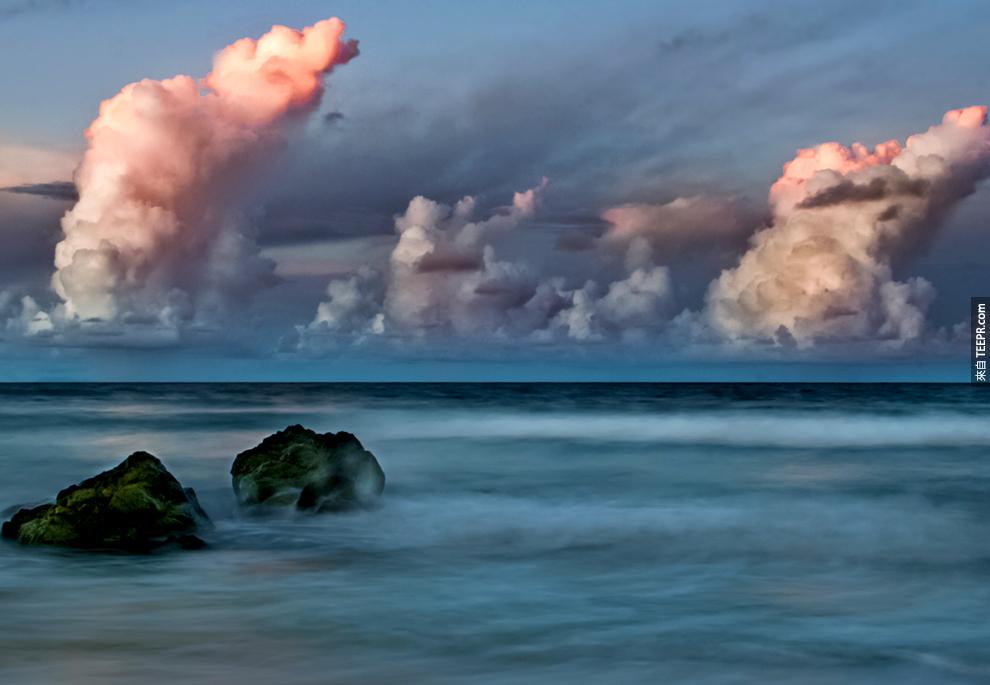 11. 美屬維爾京群島 - 聖克魯斯 (St. Criox, US Virgin Islands) : 在克里斯琴斯特德(Christiansted)看神奇的棉花糖雲朵。