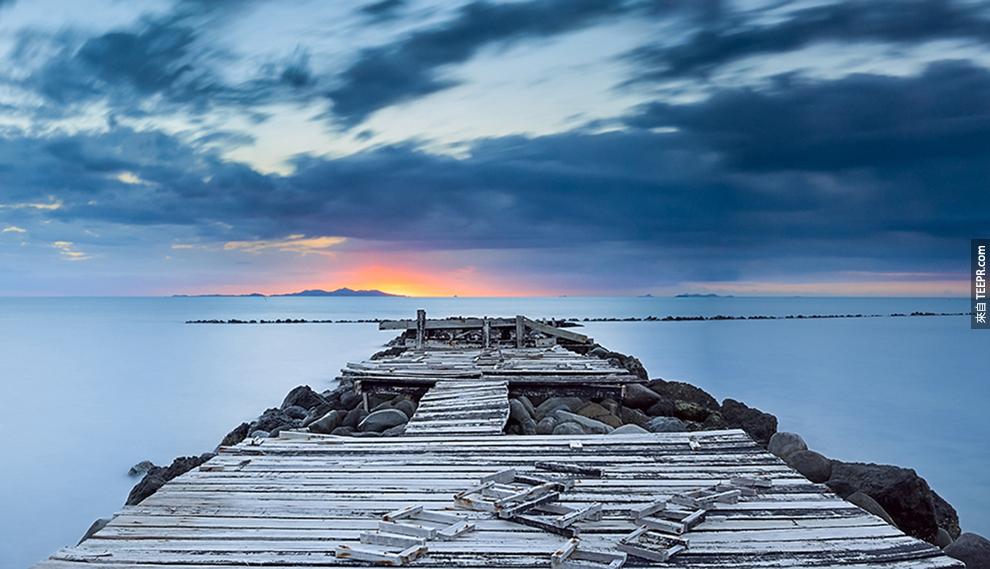 斐濟 - 老丹娜努碼頭 (The Old Denarau Jetty in Fiji): 在這世界的盡頭，聽說可以看到最讓人感動的日出。