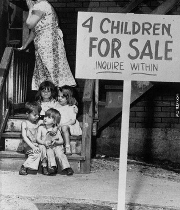 感到羞耻的母亲因贫穷而需要贩售她的孩子 - 芝加哥 1948