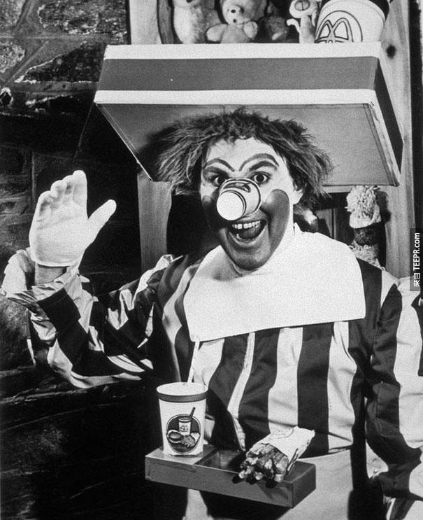 第一版的麦当劳叔叔 (好恐怖喔) - 1963
