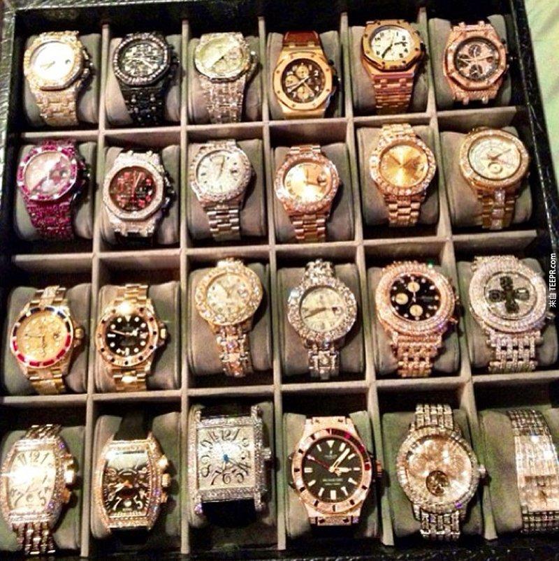 2. 他的640萬美金 (~1.93億台幣) 的名錶收集。