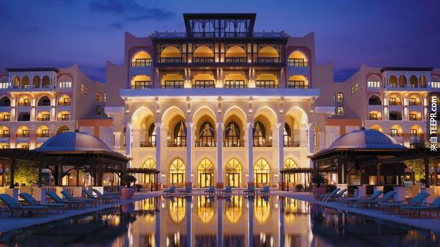 11，香格里拉大酒店，Qaryat Al Beri，阿布扎比 (Shangri-La Hotel, Qaryat Al Beri, Abu Dhabi)