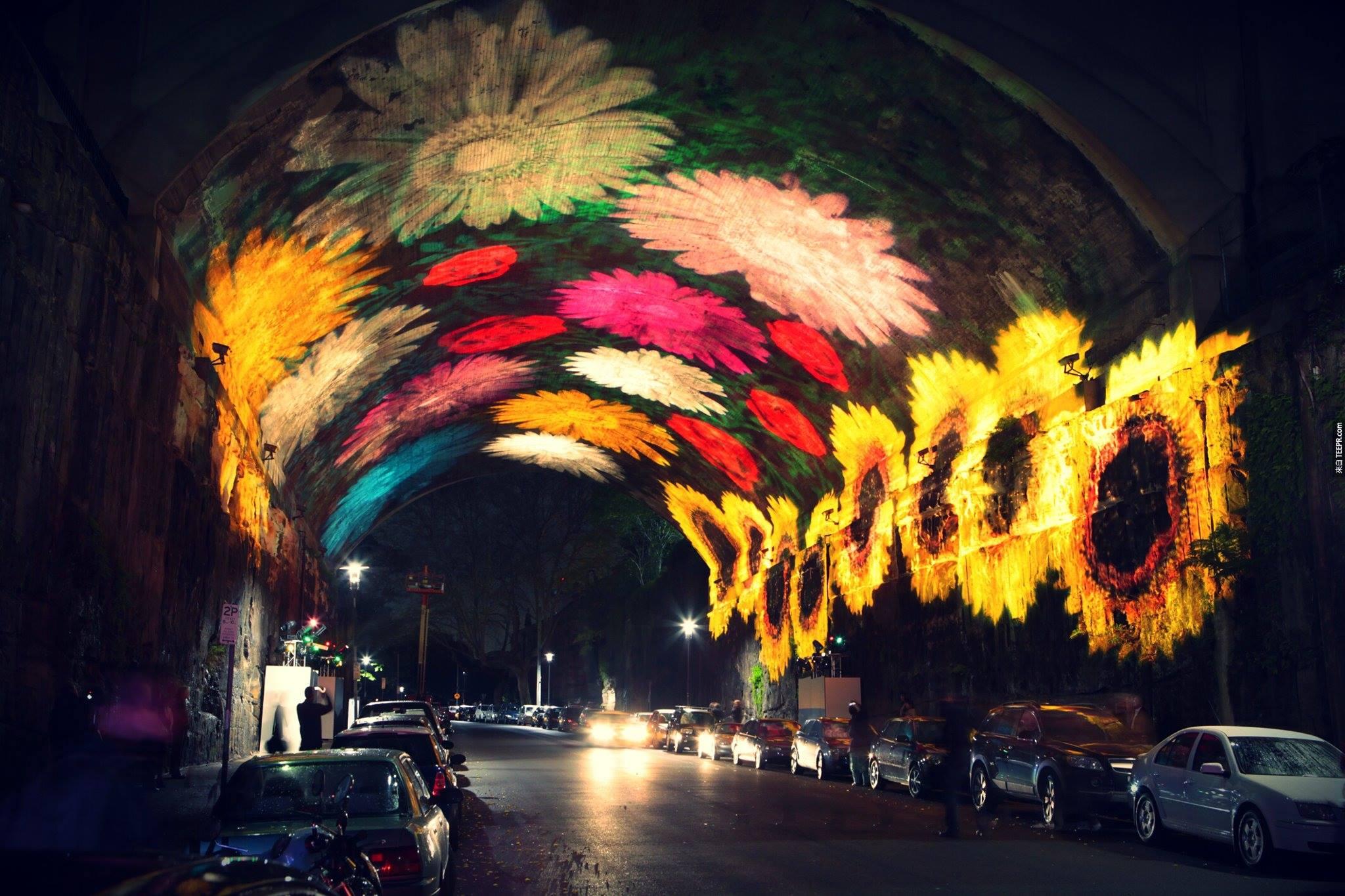 Downtown Sydney Transformed by Light for Vivid Sydney Sydney projection light exhibition 