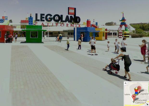 Google 地图小人会变成乐高人  当你在用Google地图的时候在看乐高乐园的话，我们平常看到的右下角Google小人 (Pegman) 会变成乐高人喔！