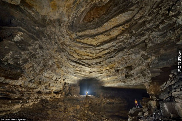 有几个洞穴在过去被硝酸矿工使用过，然而大多数的这些洞穴仍然未被开发。