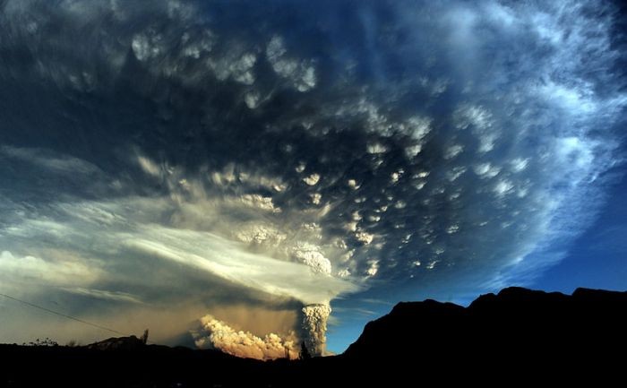 智利普耶韋火山(Puyehue Volcano, Chile)