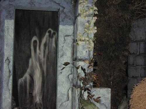 20. 鬼屋(Haunted House)：鬼的手就是米奇