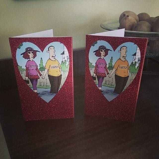 「我爸媽剛好買給對方一模一樣的情人節卡片。」