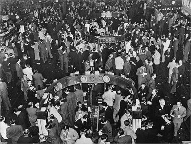 1929年10月29日黑色星期二這天，可想而知，華爾街陷入一陣混亂。