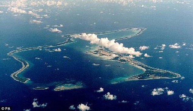 他表示马尔地夫（Maldives）的一名渔夫曾告知他，有在3月8日发现这架消失的班机低空飞行，飞机的颜色也与马航相似。除此之外，还有发现一个空的飞机灭火器。