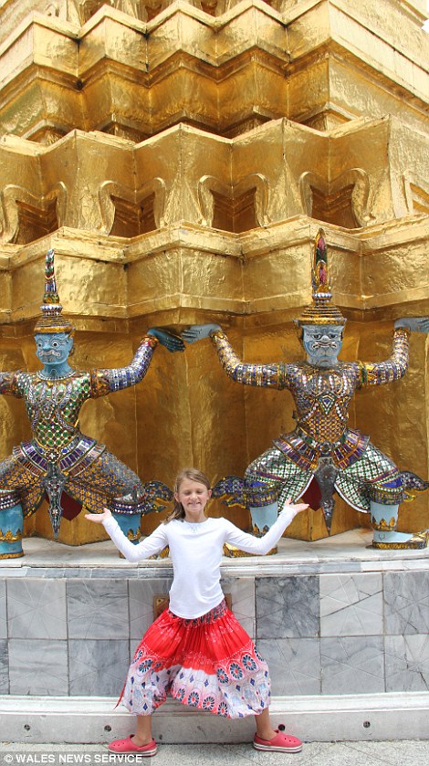 Lili Mai at a temple in Bangkok