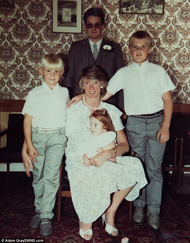 Mrs Dinsdale, as a child, pictured with her parents Patsy and Andrew Dixon and her brothers Andrew and Ben