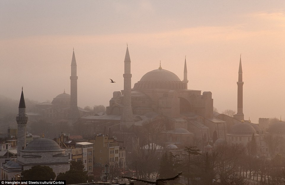 Taking the tenth spot is Aya Sofya, which is steeped in rich history, religious importance and extraordinary beauty