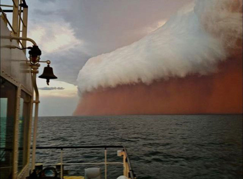 This dust storm in Australia looks like a giant mug of beer.