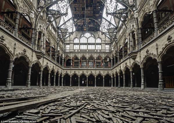 The Chambre du Commerce in Antwep, Belgium, was erected in 1872 as a reconstruction of a 1531 Stock Exchange. It stopped being used because it didn’t meet safety regulations and it is a HUGE draw for urban explorers.