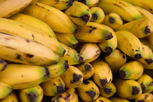 Bananas can also be used to normalize blood sugar levels between meals.