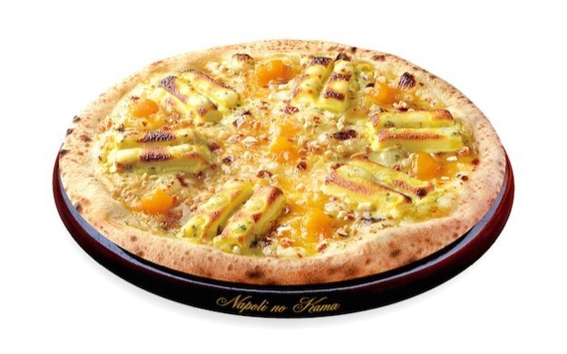 Whetting your appetite? Maybe you like sweet and savory, like this Kit Kat pizza?