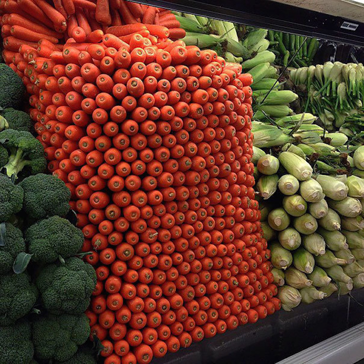 Organized vegetables. 