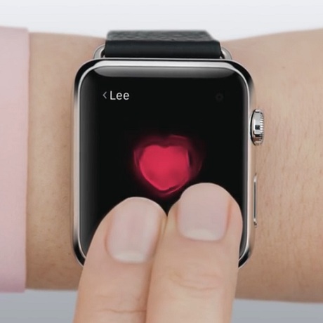 two-fingers-on-apple-watch-screen-to-share-heartbeat