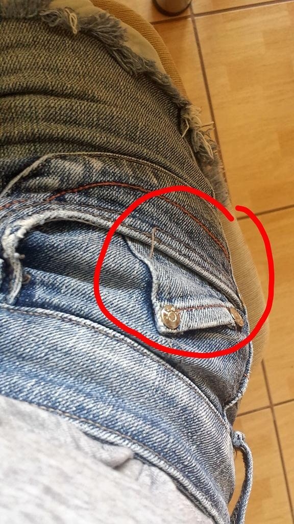 And extremely tiny pockets on jeans that aren’t big enough for a phone.