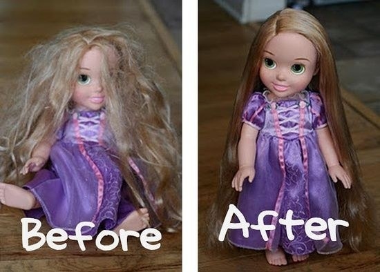 To detangle doll hair, fill a small spray bottle with 2 tablespoons of fabric softener and water.