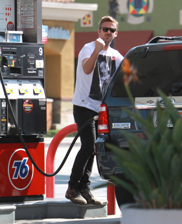 Ryan Gosling pumping gas: