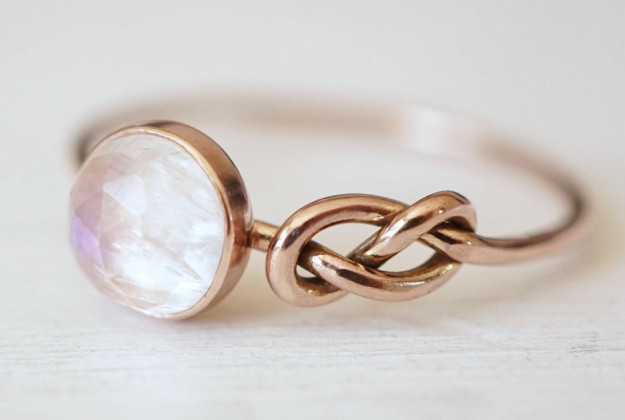 A lovely rainbow moonstone ring that will knot let you down.