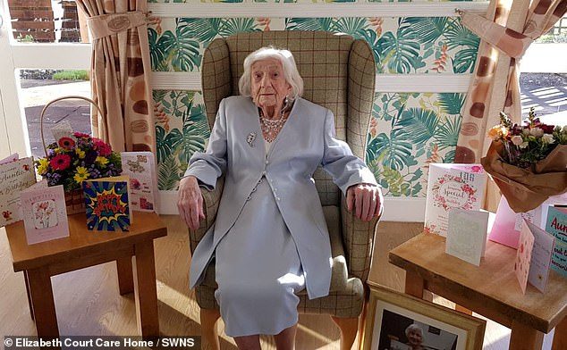 106岁女士二度克服新冠肺炎