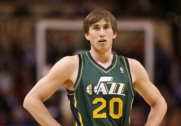 This is Gordon Hayward. In 2010, he was the ninth picked draft for the Utah Jazz. He also had a pretty basic dude haircut.