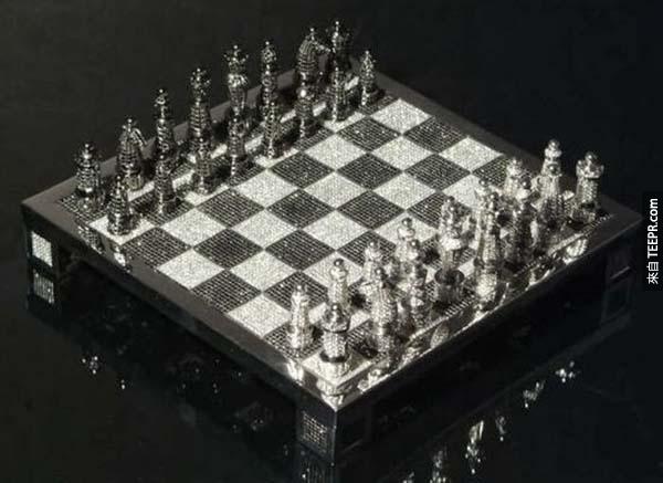 西洋棋盘: $3亿的 Royale Diamond 西洋棋盘