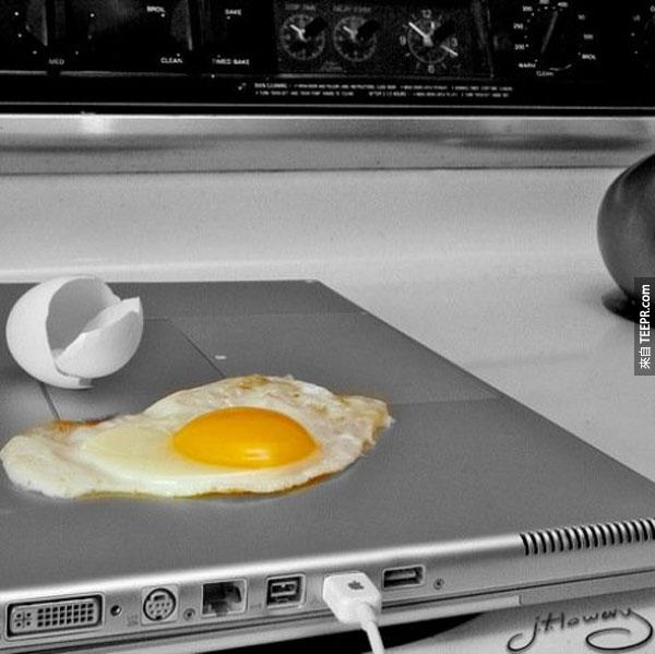 如果你的電腦的風扇壞了，那你可以嘗試用底盤煎蛋。
