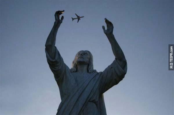 40.) 耶穌，我知道你很神，但是不要亂玩飛機！