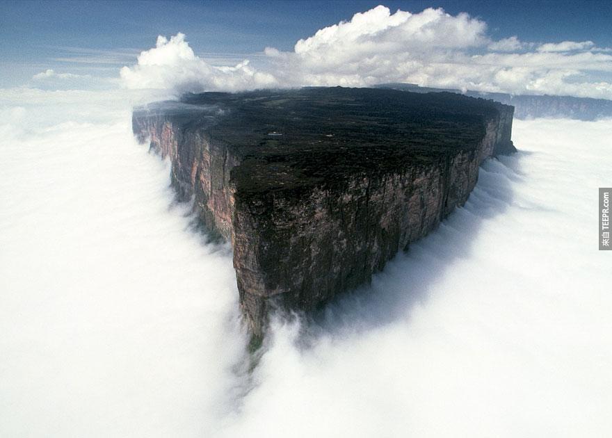 羅賴馬山，南美州 - 委內瑞拉、巴西、圭亞那 (Mount Roraima, Venezuela/Brazil/Guyana)