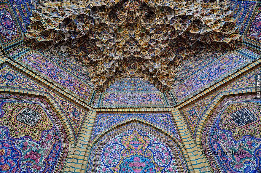 nasir-al-mulk-mosque-shiraz-iran-10