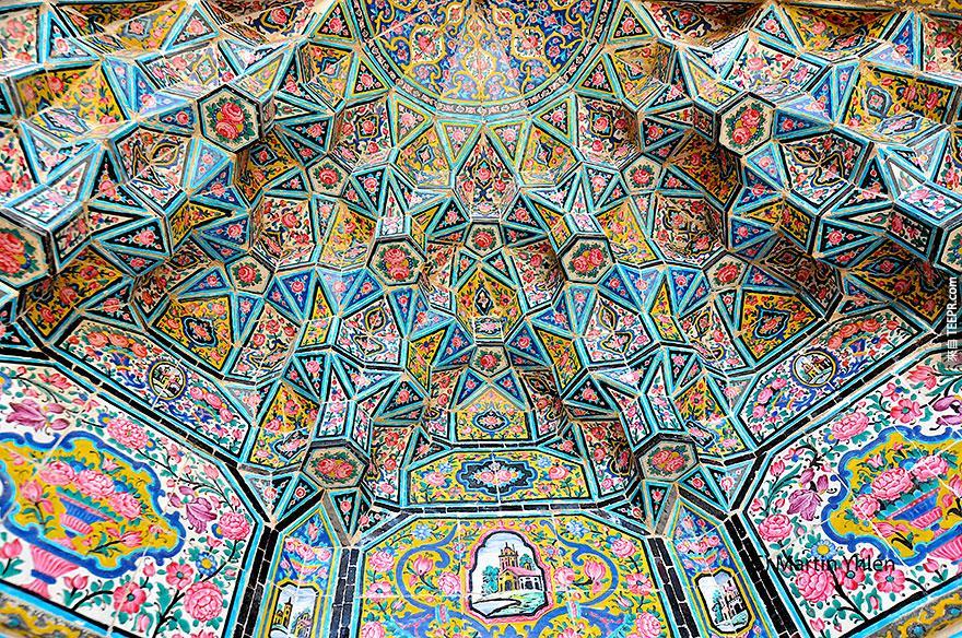 nasir-al-mulk-mosque-shiraz-iran-12