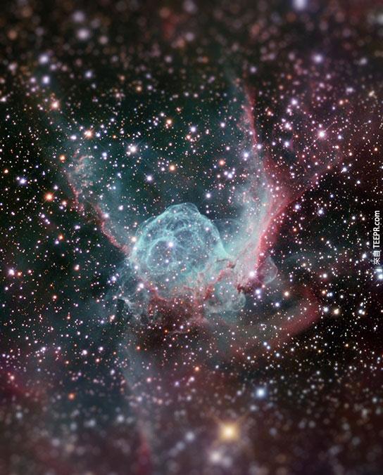 5. 索爾頭盔星雲 (Thor's Helmet Nebula)