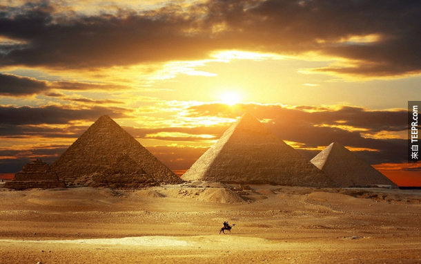 大金字塔，埃及
