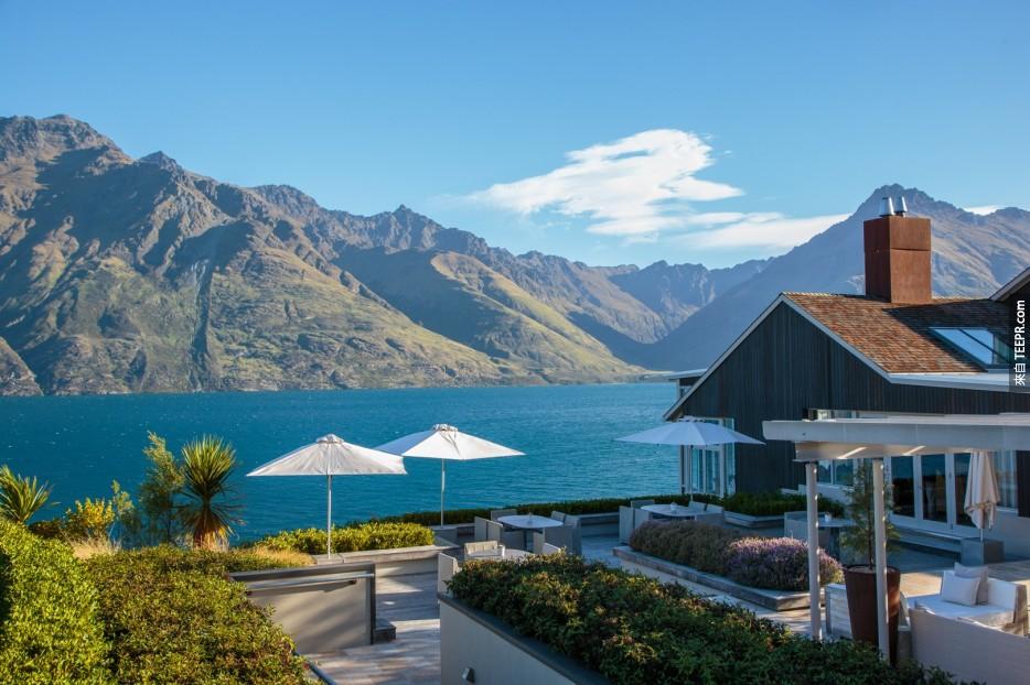 Lodge at Kauri Cliffs，纽西兰  被CNN评为世界上最好的酒店，这家占地6000亩土地的旅馆坐落太平洋海岸上。许多的高尔夫比赛都在这里举行。