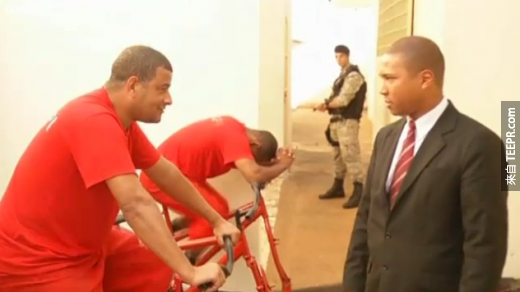 Screen Shot 2012 07 13 at 5.24.35 PM 520x292 Brilliant: Brazilian prisoners get out early by pedaling exercise bikes to generate electricity