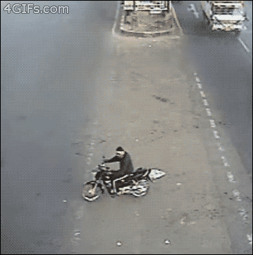11.) 这就是为什么你不该骑摩托车！