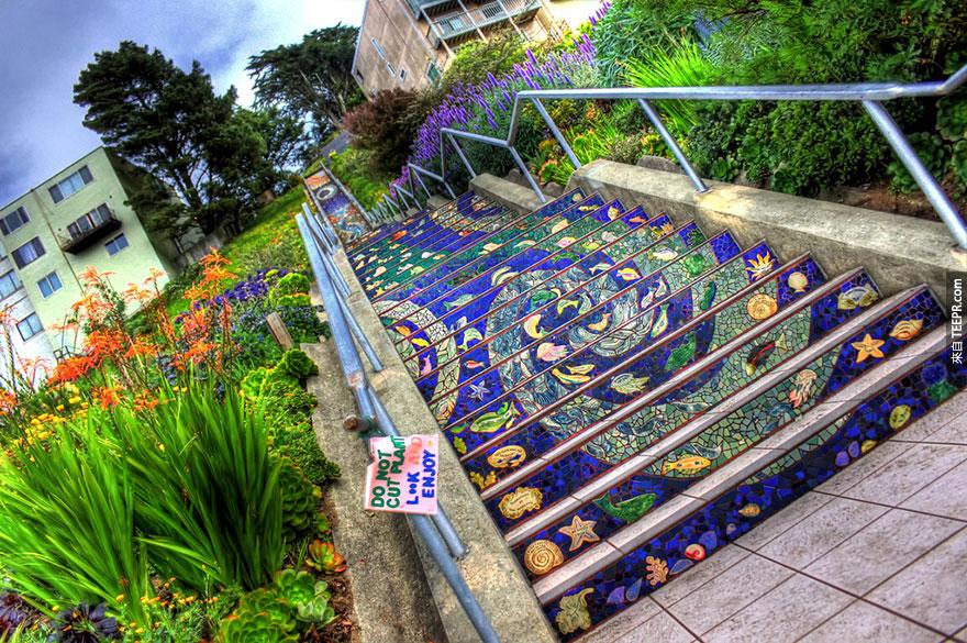 creative-stairs-street-art-4-4