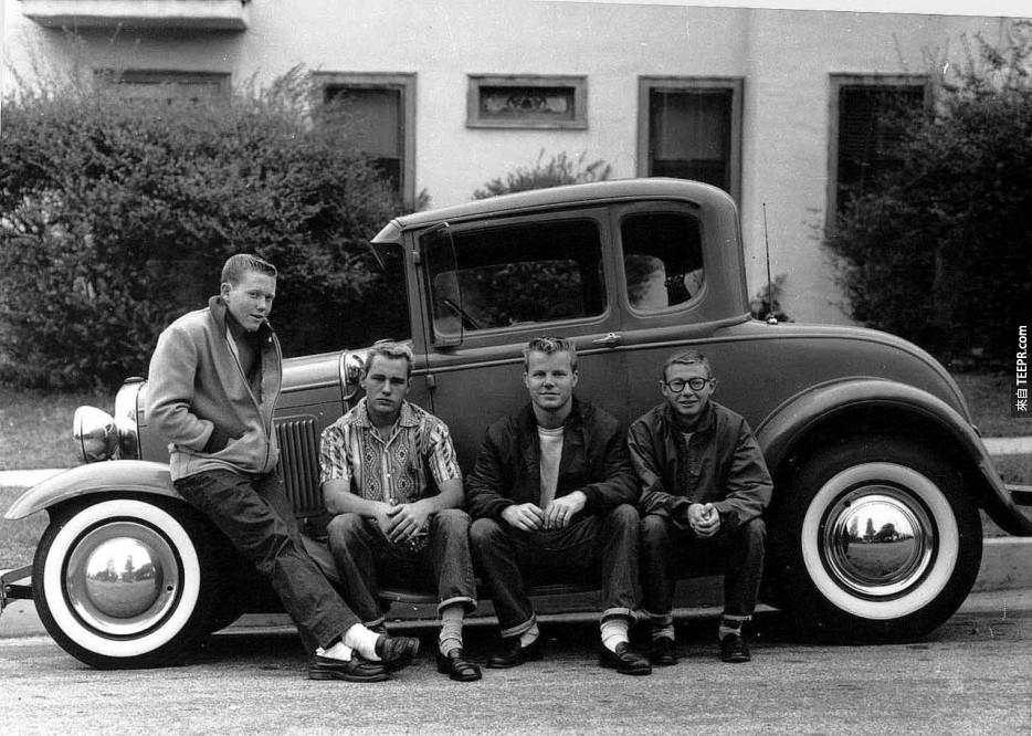 青少年和他們的第一輛汽車（1950）。