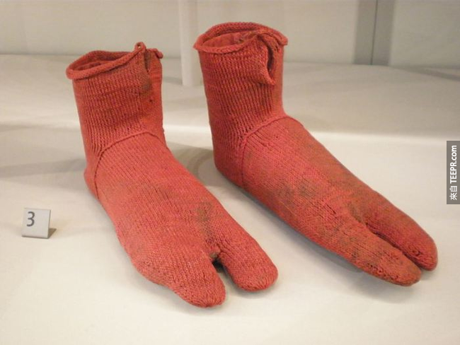 最古老的襪子其實是長這樣子。