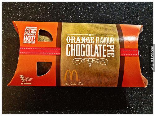 10. 亞洲麥當勞則在套餐中推出了香橙口味的巧克力香酥派。