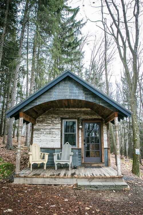 5.) 在树林中的微型小屋，让人感到完全的放松！
