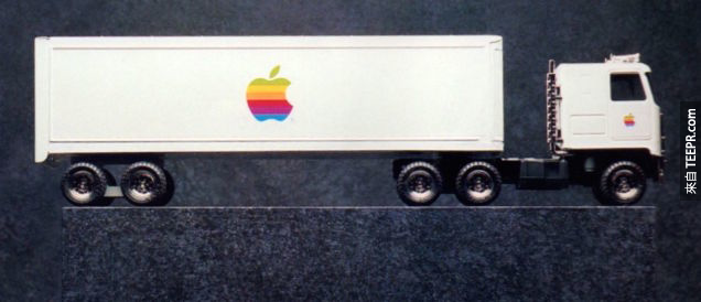 10. 蘋果玩具卡車