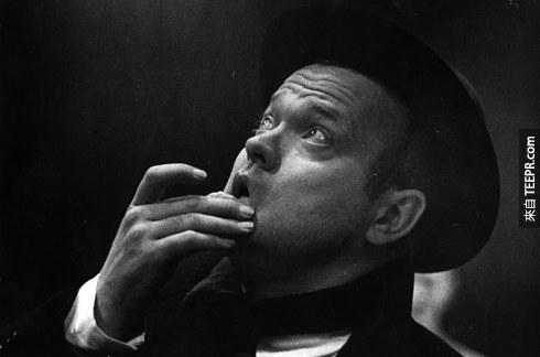 26. 奧森·威爾斯(Orson Welles)的廣播世界大戰(War of the Worlds)並不是因為當時美國人相信外星人入侵了。
