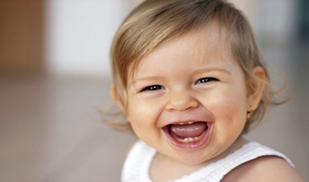 16. 笑真的是最好的藥劑，大笑可以傳送額外20%的血液到你的全身，也可以放鬆血管壁。