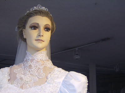 10婚纱店里的尸体假人模特儿