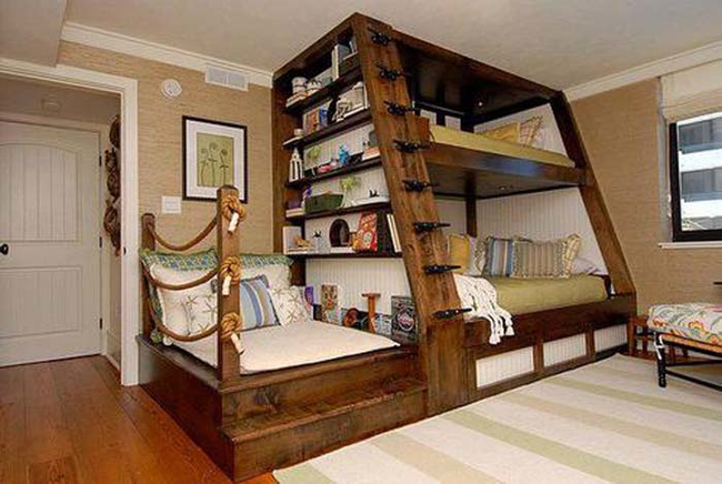 19.) Plenty of space for your knick-knacks and for sleeping.